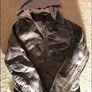 Women’s camo jacket